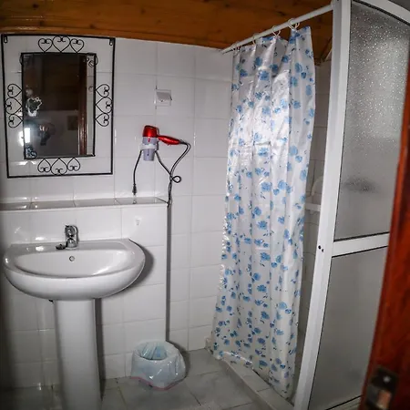 Casas Tipicas Candelaria Tabua * Понта-ду-Сол