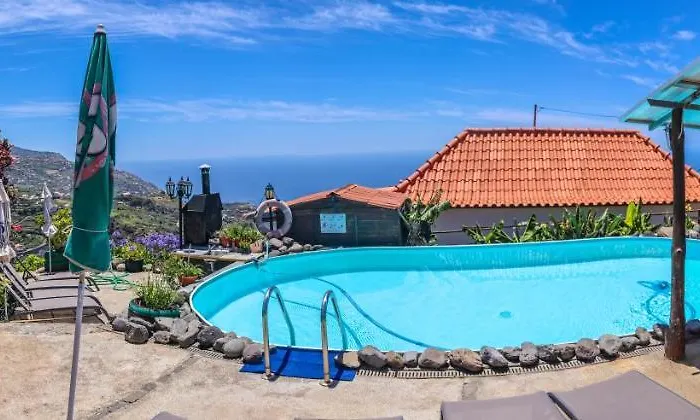 Casas Tipicas Candelaria Tabua Ponta do Sol (Madeira)